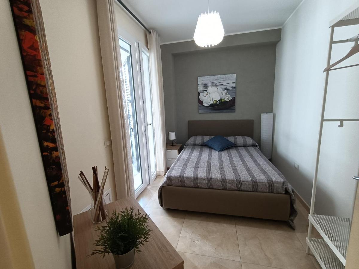 Friends & Family Apartment - Free Parking Car Катания Екстериор снимка