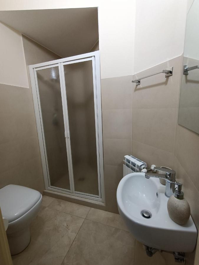 Friends & Family Apartment - Free Parking Car Катания Екстериор снимка